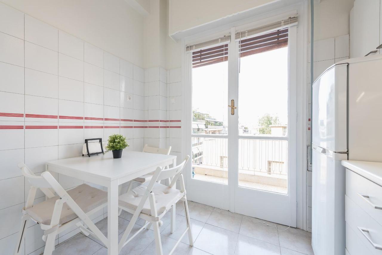 Cozy And Fresh Apt Close To Metro Atenas Exterior foto